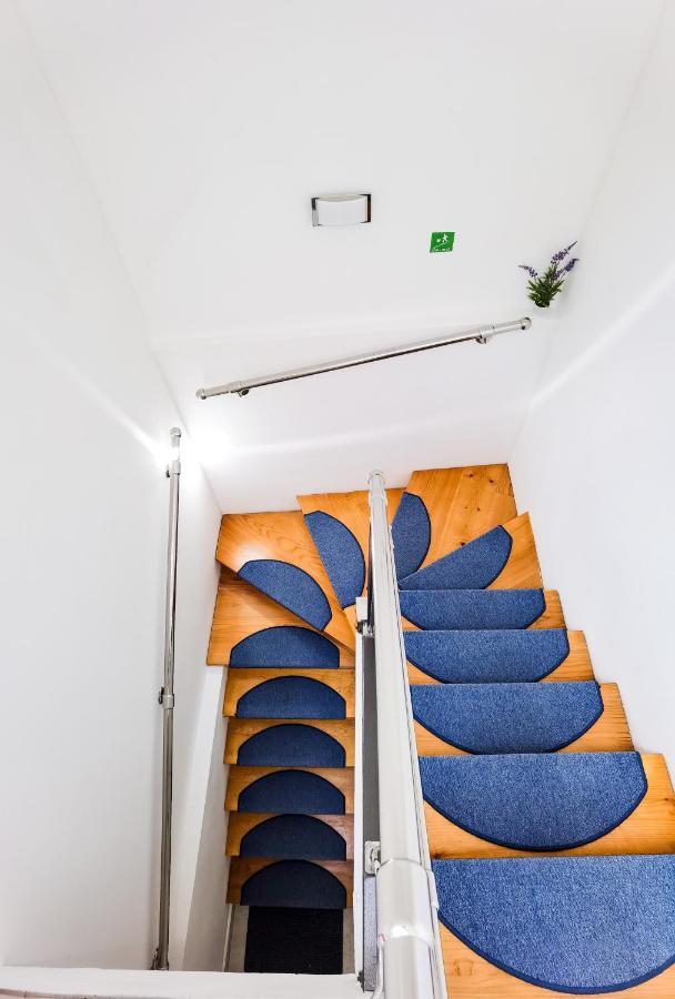 Stone House Varos Apartments Split Exterior photo